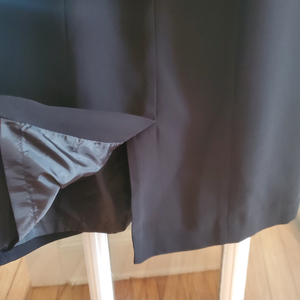Dress - Picture 2 of 6